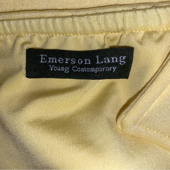 Spring Yellow Button Vest - Picture 5 of 6